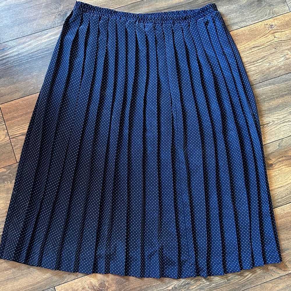Vintage Navy Pleated Skirt